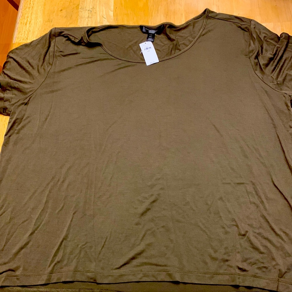 Banana Republic - NEVER WORN TShirt